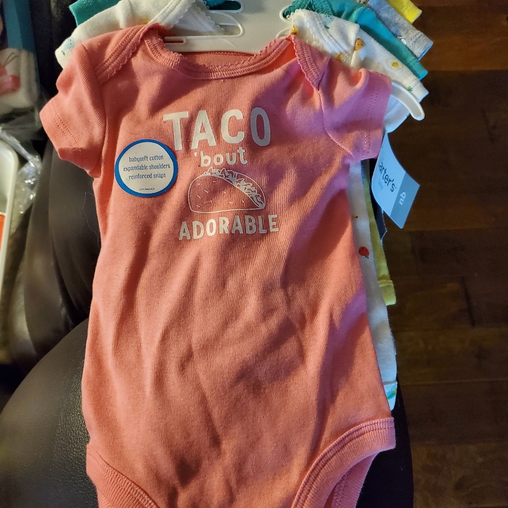 5 new carters onesies